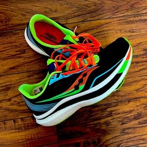 Men’s Saucony Endorphin Pro running shoes